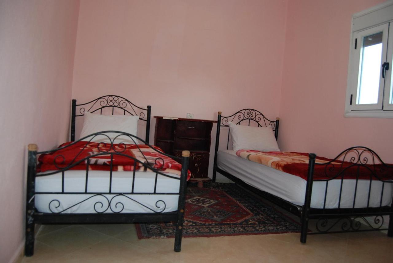 Auberge Tafilalt Bouzmou Bouzmou Imilchil Esterno foto