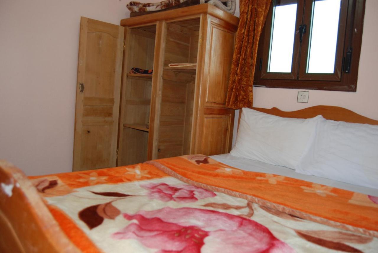 Auberge Tafilalt Bouzmou Bouzmou Imilchil Esterno foto